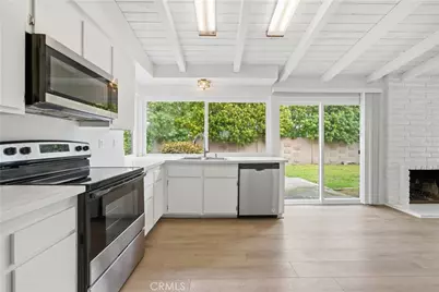 9319 Shrike Avenue, Fountain Valley, CA 92708 - Photo 12