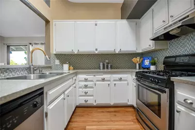 345 Avocado #201A, Costa Mesa, CA 92627 - Photo 2