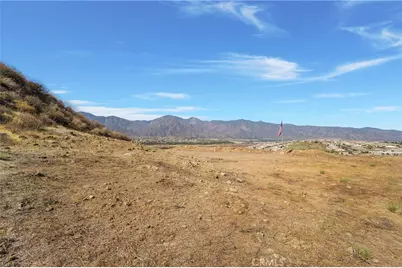 11085 Canyon Circle, Corona, CA 92883 - Photo 12