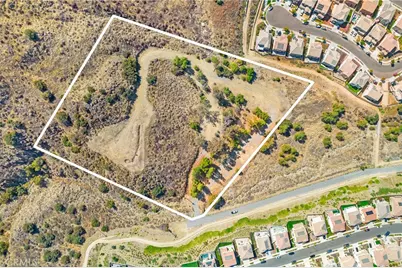 11085 Canyon Circle, Corona, CA 92883 - Photo 4