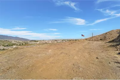 11085 Canyon Circle, Corona, CA 92883 - Photo 14