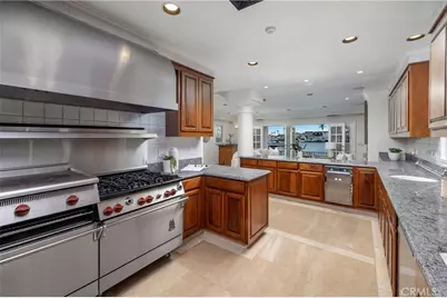 339 Via Lido Soud, Newport Beach, CA 92663 - Photo 16