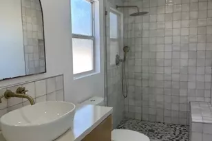 260 Mayflower Dr, Newport Beach, CA 92660 - Photo 12