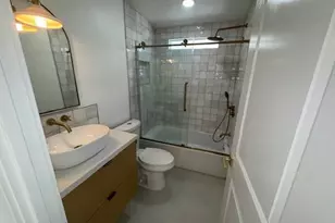 260 Mayflower Dr, Newport Beach, CA 92660 - Photo 18