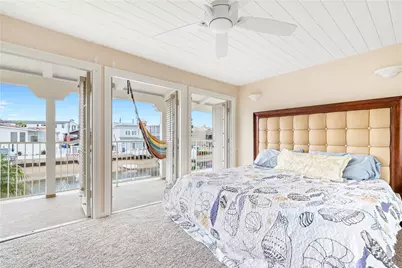 325 Grand Canal, Newport Beach, CA 92662 - Photo 14