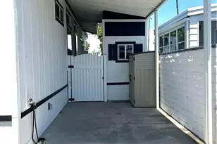 237 Plymouth Ave, Newport Beach, CA 92660 - Photo 22