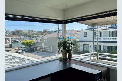 327 Onyx, Newport Beach, CA 92662 - Photo 2