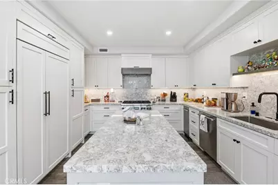 51 Seabrook Cove, Newport Beach, CA 92660 - Photo 14