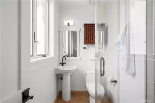 206 Dahlia, Corona del Mar, CA 92625 - Photo 28