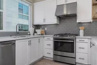 1529 Greenwich Way, Costa Mesa, CA 92627 - Photo 16
