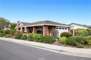 11 Seafaring, Corona del Mar, CA 92625 - Photo 2