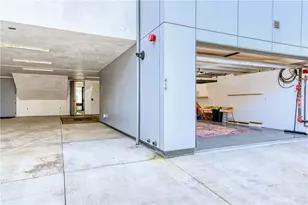419 29th St, Newport Beach, CA 92663 - Photo 32