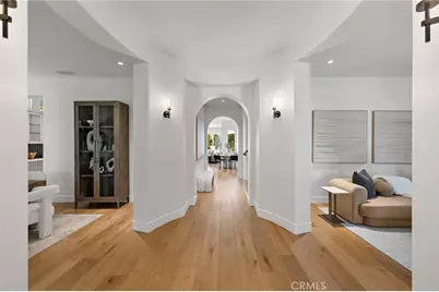 15 Seabluff, Newport Beach, CA 92660 - Photo 2