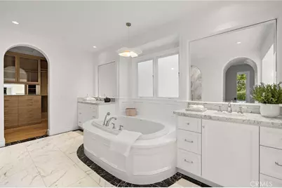 15 Seabluff, Newport Beach, CA 92660 - Photo 32