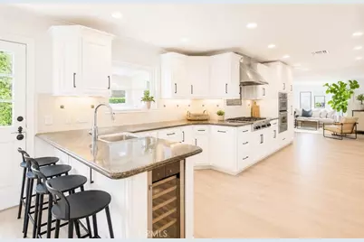 501 Aliso Ave., Newport Beach, CA 92663 - Photo 2