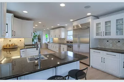 501 Aliso Ave., Newport Beach, CA 92663 - Photo 2