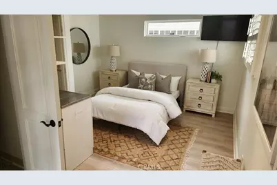 501 Aliso Ave., Newport Beach, CA 92663 - Photo 12
