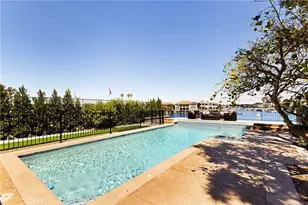 12 Harbor Island, Newport Beach, CA 92660 - Photo 4
