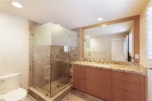 12 Harbor Island, Newport Beach, CA 92660 - Photo 36