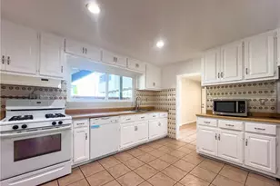 1522 5th Ave, Los Angeles, CA 90019 - Photo 14