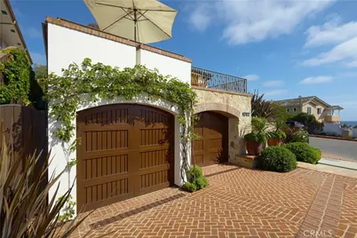 1292 Cliff Drive, Laguna Beach, CA 92651 - Photo 24