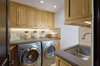 1292 Cliff Drive, Laguna Beach, CA 92651 - Photo 20