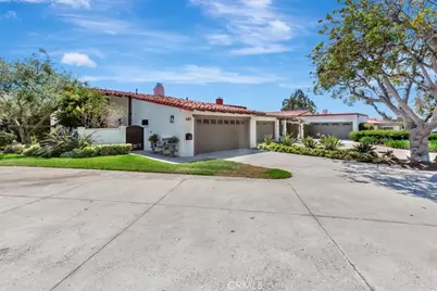 683 Vista Bonita, Newport Beach, CA 92660 - Photo 4