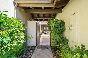 72 Old Ranch, Palm Desert, CA 92211 - Photo 4