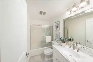 2102 Vista Entrada, Newport Beach, CA 92660 - Photo 18
