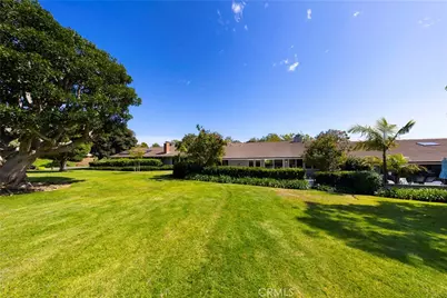 2102 Vista Entrada, Newport Beach, CA 92660 - Photo 26