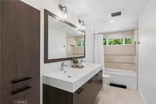 304 Hanover, Costa Mesa, CA 92626 - Photo 18