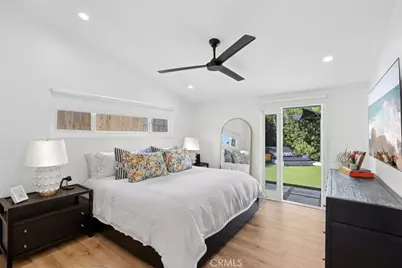 304 Hanover, Costa Mesa, CA 92626 - Photo 24