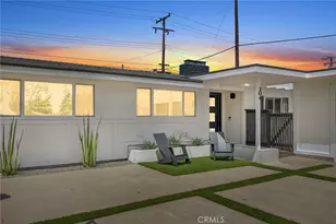 304 Hanover, Costa Mesa, CA 92626 - Photo 8