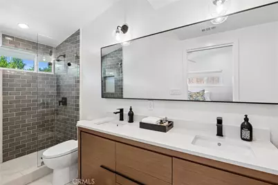 304 Hanover, Costa Mesa, CA 92626 - Photo 26