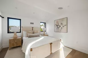 518 Poinsettia Ave, Corona del Mar, CA 92625 - Photo 14