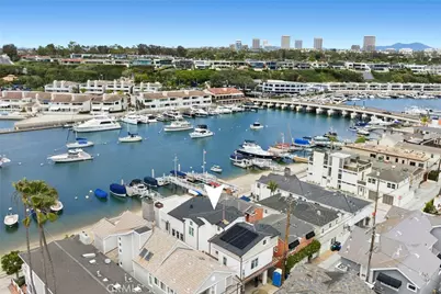 1105 N Bay Front, Newport Beach, CA 92662 - Photo 4