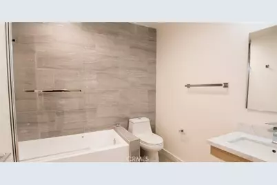 1187 Crenshaw Boulevard #102, Los Angeles, CA 90019 - Photo 2