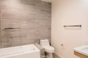 1187 Crenshaw Blvd, Los Angeles, CA 90019 - Photo 2