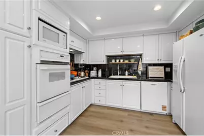 2435 Marseilles Way, Costa Mesa, CA 92627 - Photo 12