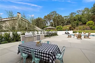 27562 Lost Trail Dr, Laguna Hills, CA 92653 - Photo 42