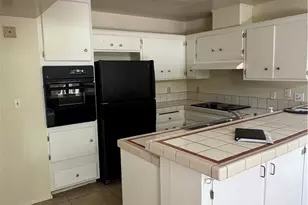 1404 N Tustin Ave, Santa Ana, CA 92705 - Photo 10
