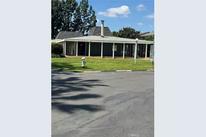 1404 N Tustin Avenue #Y3, Santa Ana, CA 92705 - Photo 2