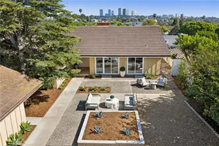 727 Bellis St, Newport Beach, CA 92660 - Photo 10