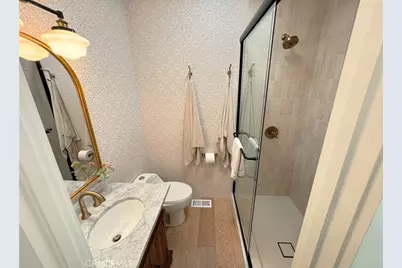 250 Mayflower, Newport Beach, CA 92660 - Photo 22