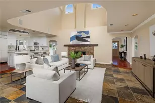 332 Holmwood Dr, Newport Beach, CA 92663 - Photo 22