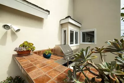 332 Holmwood Drive, Newport Beach, CA 92663 - Photo 44