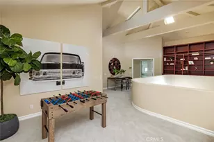 332 Holmwood Dr, Newport Beach, CA 92663 - Photo 32