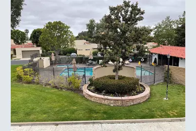 2307 Eastbluff, Newport Beach, CA 92660 - Photo 10