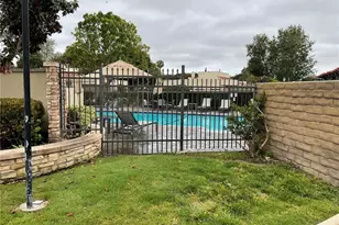 2307 Eastbluff, Newport Beach, CA 92660 - Photo 12