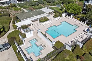 950 Cagney Ln, Newport Beach, CA 92663 - Photo 2